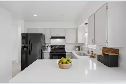4582 W Hummel Cir, Salt Lake City, UT 84118 - Photo 11
