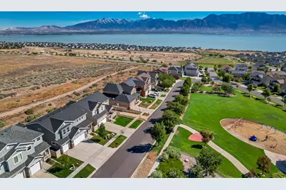 312 W Rocky Creek Way, Saratoga Springs, UT 84045 - Photo 11