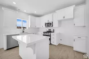 521 W 1850 N, Harrisville, UT 84404 - Photo 5