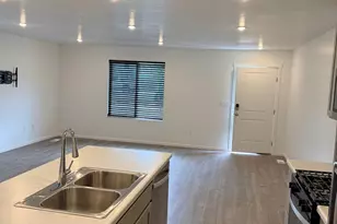 1798 N Blue Iris Ave, Tooele, UT 84074 - Photo 7