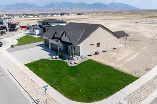 514 E Gilmour St, Grantsville, UT 84074 - Photo 25