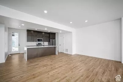 2002 W Pointe Dr #E3, Heber City, UT 84032 - Photo 13
