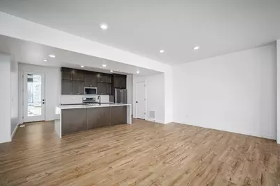 2002 W Pointe Dr #E3, Heber City, UT 84032 - Photo 13