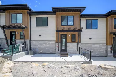 2002 W Pointe Dr #E3, Heber City, UT 84032 - Photo 3