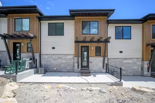 2002 W Pointe Dr, Heber City, UT 84032 - Photo 3