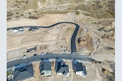 1472 E 3090 N #302, Ogden, UT 84414 - Photo 3