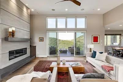 4501 E Wyndom Ct S, Salt Lake City, UT 84108 - Photo 5