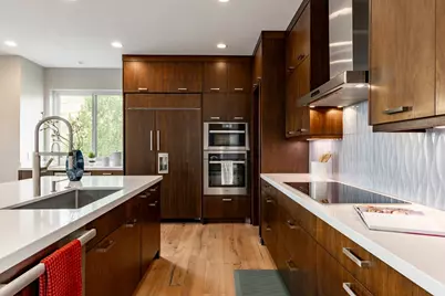4501 E Wyndom Ct S, Salt Lake City, UT 84108 - Photo 9