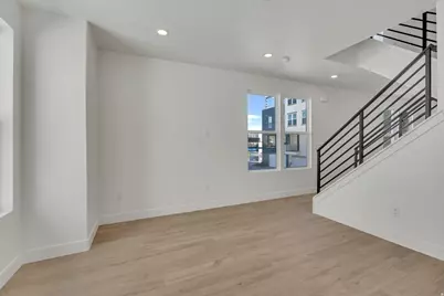 10997 S Freestone Rd #110, South Jordan, UT 84009 - Photo 5