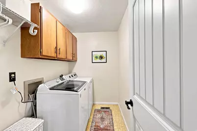 1243 E Cottonwood Hills Dr, Sandy, UT 84094 - Photo 27