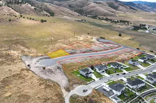 56 S 1300 E, Smithfield, UT 84335 - Photo 1
