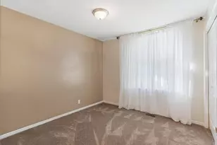 2047 E Village Point Way, Sandy, UT 84093 - Photo 17