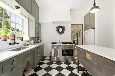 111 E 100 N, Springville, UT 84663 - Photo 9