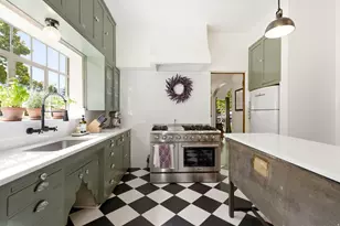 111 E 100 N, Springville, UT 84663 - Photo 9