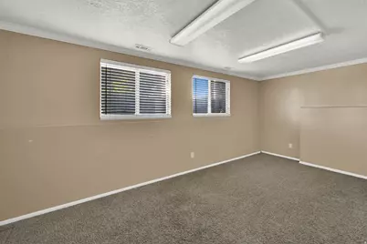580 N 125 E, Kaysville, UT 84037 - Photo 17