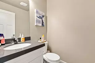 9272 S Ashbourne Dr, Sandy, UT 84094 - Photo 13