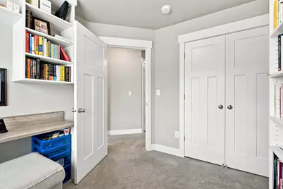 9272 S Ashbourne Dr, Sandy, UT 84094 - Photo 23