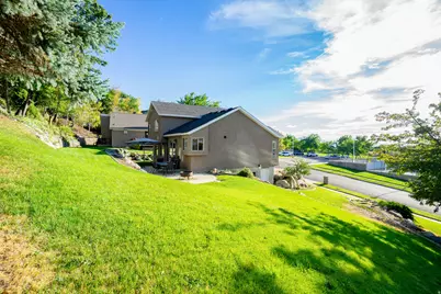 3829 S 400 E, Bountiful, UT 84010 - Photo 31