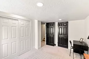 3829 S 400 E, Bountiful, UT 84010 - Photo 25