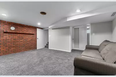 6824 S 700 E, Midvale, UT 84047 - Photo 35