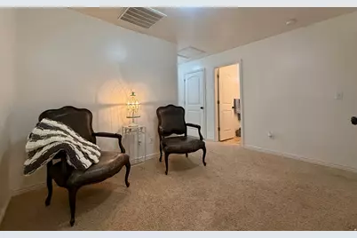 393 E 600 S #H, Vernal, UT 84078 - Photo 9