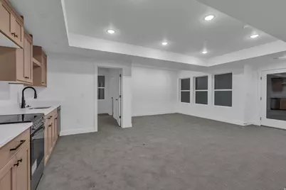 528 E Gilmour St, Grantsville, UT 84029 - Photo 11
