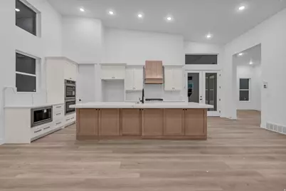 528 E Gilmour St, Grantsville, UT 84029 - Photo 3
