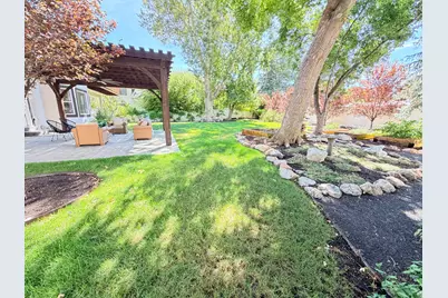1938 E Vintage Woods Ct S, Holladay, UT 84117 - Photo 61
