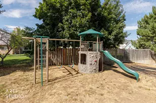 2275 E 3350 N, Layton, UT 84040 - Photo 35
