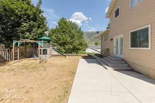 2275 E 3350 N, Layton, UT 84040 - Photo 33