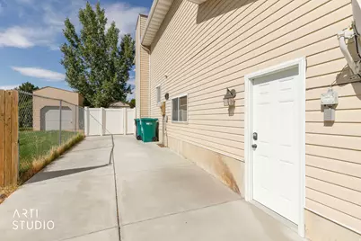 2275 E 3350 N, Layton, UT 84040 - Photo 41