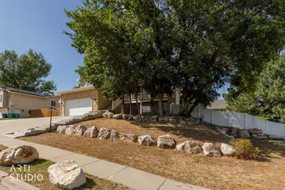 2275 E 3350 N, Layton, UT 84040 - Photo 43