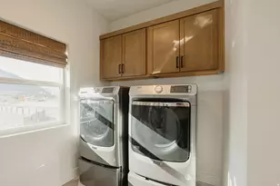 1063 S 3520 E, Spanish Fork, UT 84660 - Photo 37