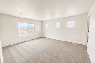 1089 E Blackfeet Dr, Eagle Mountain, UT 84005 - Photo 9