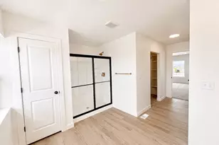 1089 E Blackfeet Dr, Eagle Mountain, UT 84005 - Photo 11