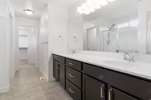 8046 S 6910 W, West Jordan, UT 84081 - Photo 27