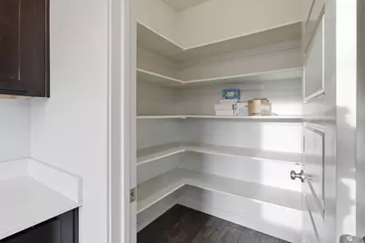 8046 S 6910 W, West Jordan, UT 84081 - Photo 11