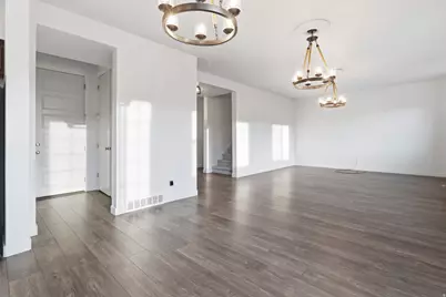 8046 S 6910 W, West Jordan, UT 84081 - Photo 13