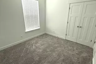912 N Hemsworth Way, Saratoga Springs, UT 84045 - Photo 11