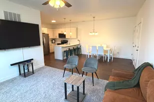 912 N Hemsworth Way, Saratoga Springs, UT 84045 - Photo 1