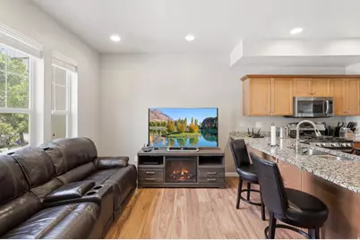5288 W Hampstead Ln, West Valley, UT 84120 - Photo 3