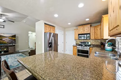 13298 S Cedar Park Dr, Herriman, UT 84096 - Photo 11