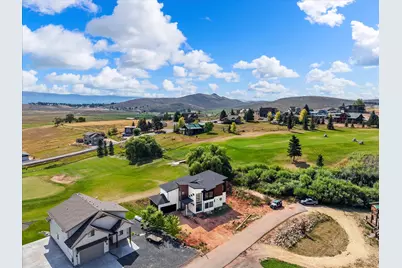 2610 Foxridge Rd, Garden City, UT 84028 - Photo 11