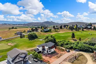 2610 Foxridge Rd, Garden City, UT 84028 - Photo 11