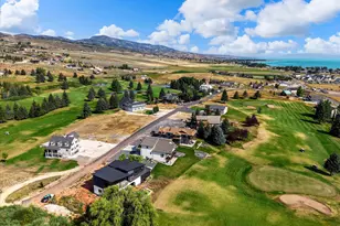 2610 Foxridge Rd, Garden City, UT 84028 - Photo 9
