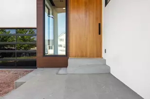 2610 Foxridge Rd, Garden City, UT 84028 - Photo 15