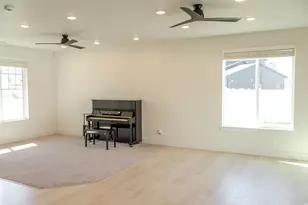 3201 N 3475 W, Plain City, UT 84404 - Photo 9