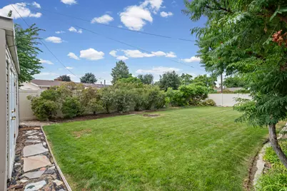 192 E 7845 S, Sandy, UT 84070 - Photo 23