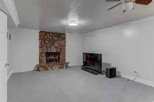 325 S 900 E, Kaysville, UT 84037 - Photo 15