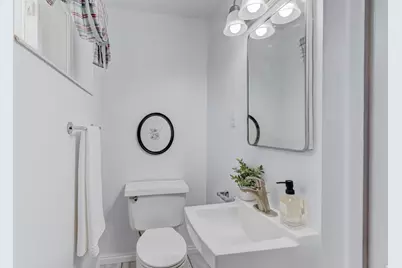 325 S 900 E, Kaysville, UT 84037 - Photo 11